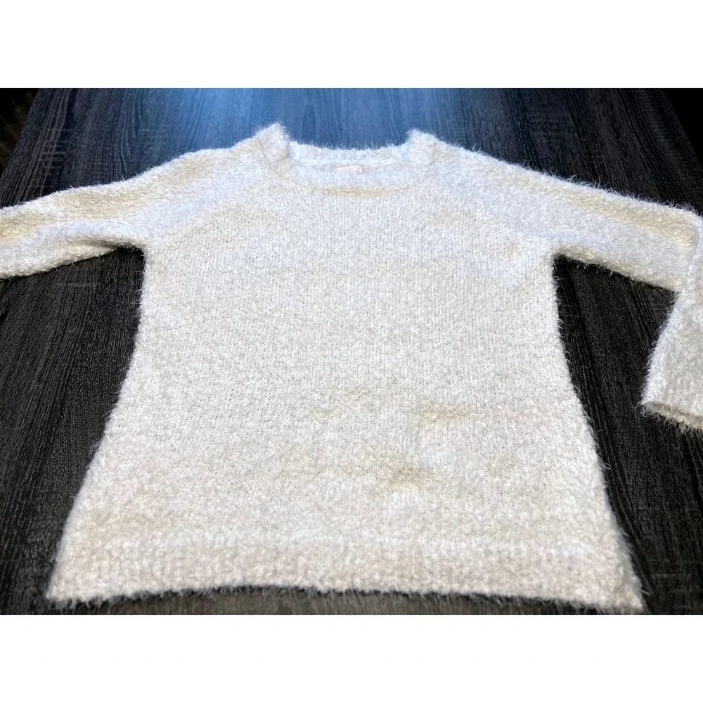 LC Lauren Conrad XXL White Fuzzy‎ Knit Sweater Long Sleeve
